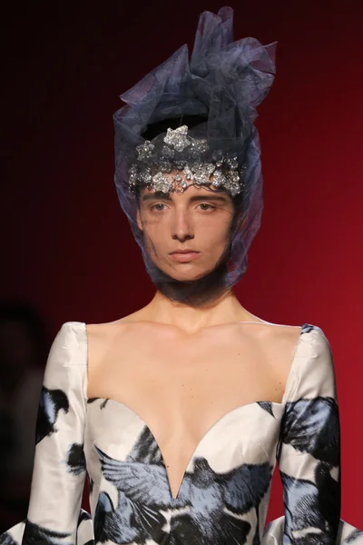 Look 70